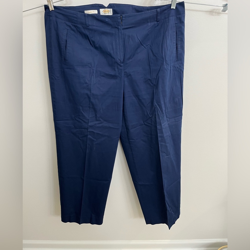 Like new!! Talbots Size 22 Navy Pants with  light stretch